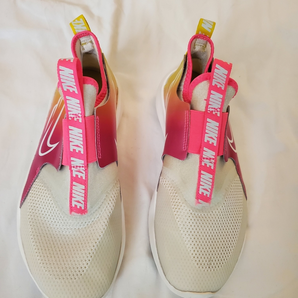 Nike air flex runner youth 5.5